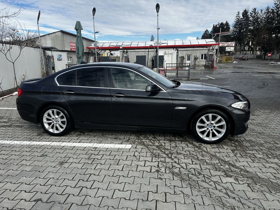 BMW 5 Series 2011 — imagine 4