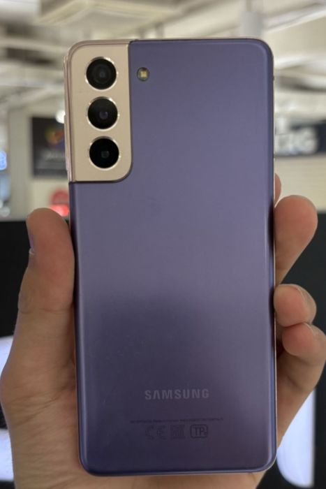 Samsung Galaxy S21 8/128GB