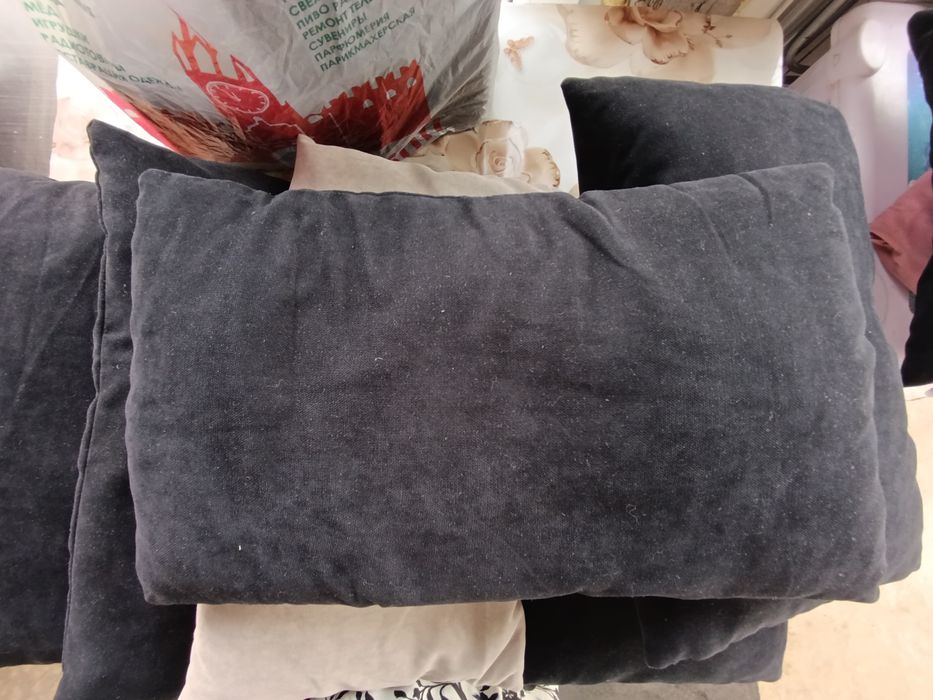 Декоративные подушки б/у