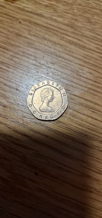Twenty pence 1982  Elizabeth 2 moneda rara