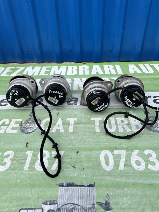 Tampon motor stânga , dreapta Volkswagen Touareg 7P 3.0 Tdi 2012