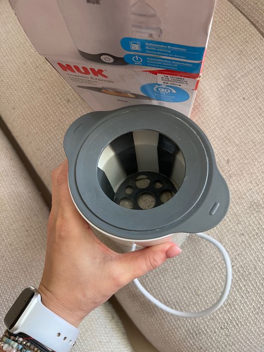 NUK Termo 3 в 1 нагревател за шишета и буркани