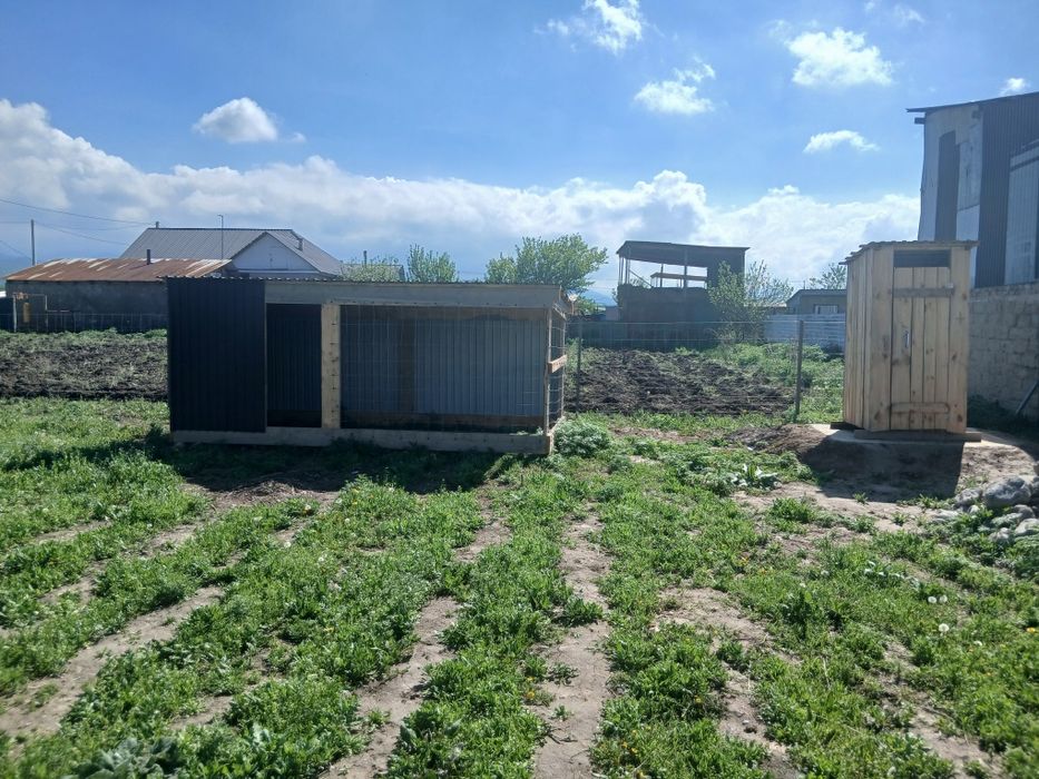 Продам  участок и Времянка