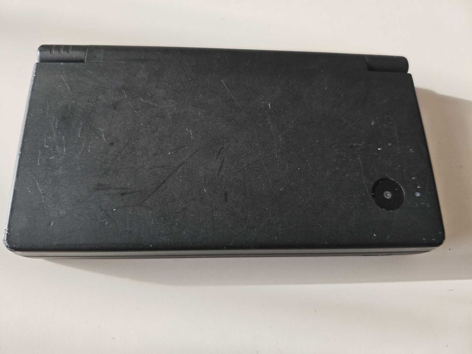 Nintendo DSi - качени много игри