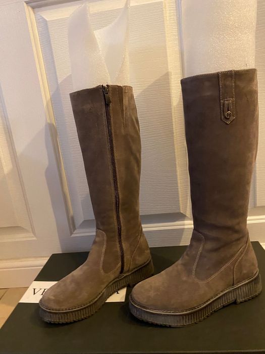 Нови дамски ботуши от естествен велур -37 номер