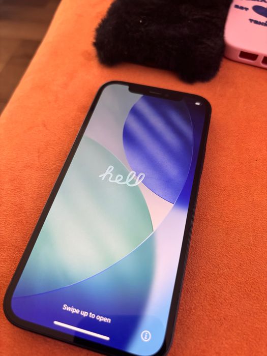 Vând Iphone 12 64 GB black