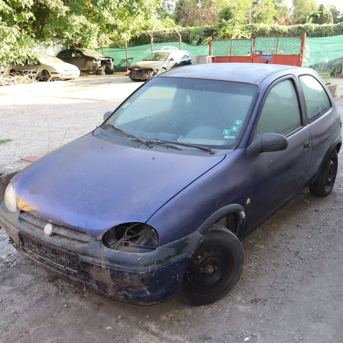 Опел Корса B 1.4 60 к.с 95 год.Само на части