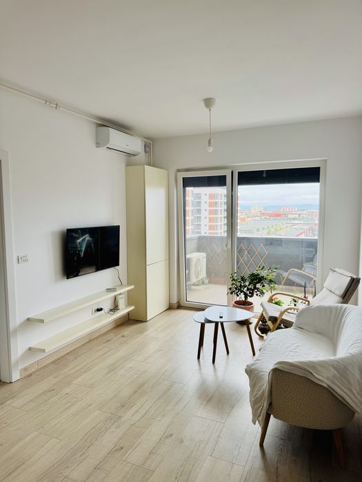Închiriez apartament 2 camere + loc parcare, Adora Park