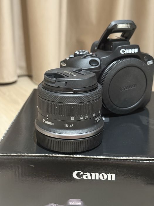 Cannon eos R100 + obiectiv 18-45mm