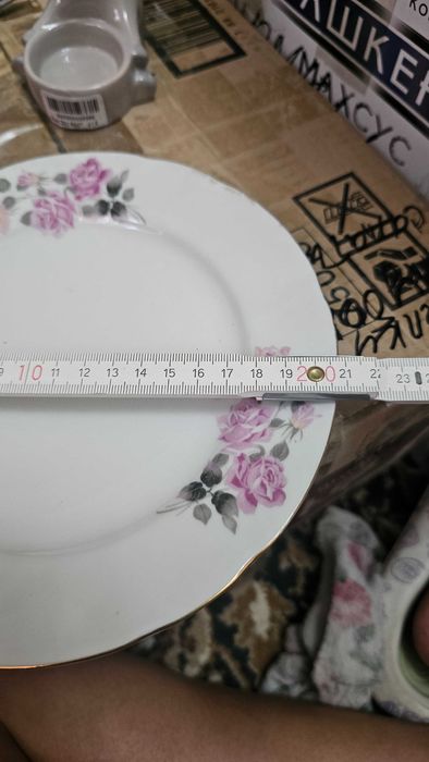 Продам набор новых японских тарелок 12 штук. Можно купить 6 штук. 21см