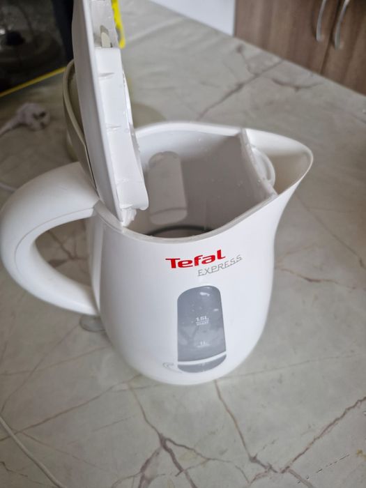 Продам электрический чайник