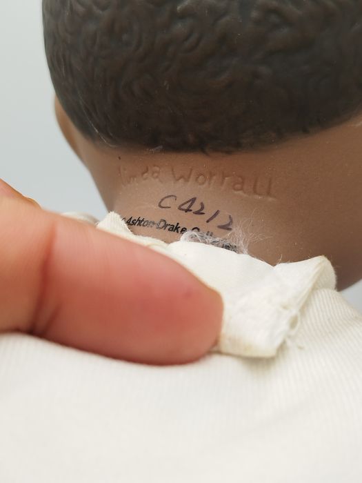 Ashton Drake , колекционерска порцеланова кукла