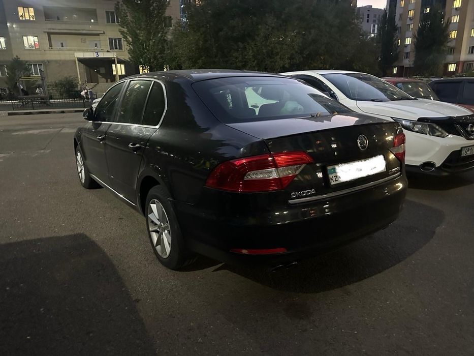 Scoda Superb рестайлинг 2013