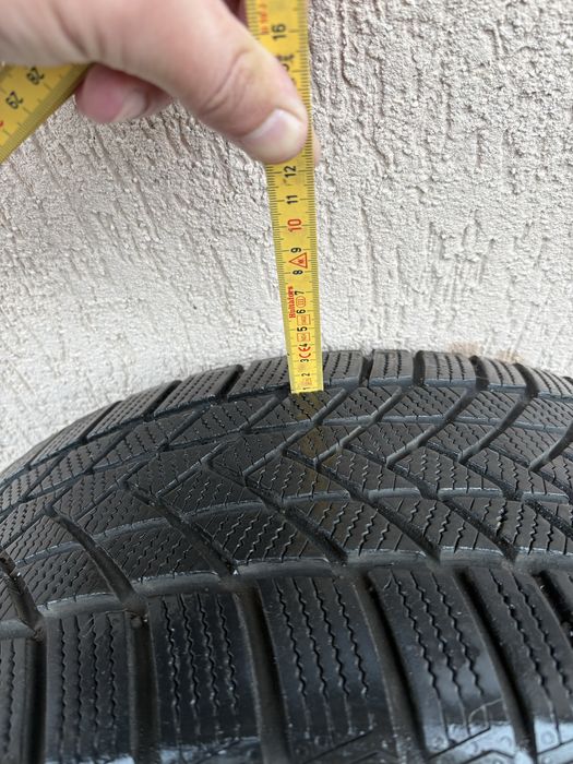 Cauciucuri iarna R18