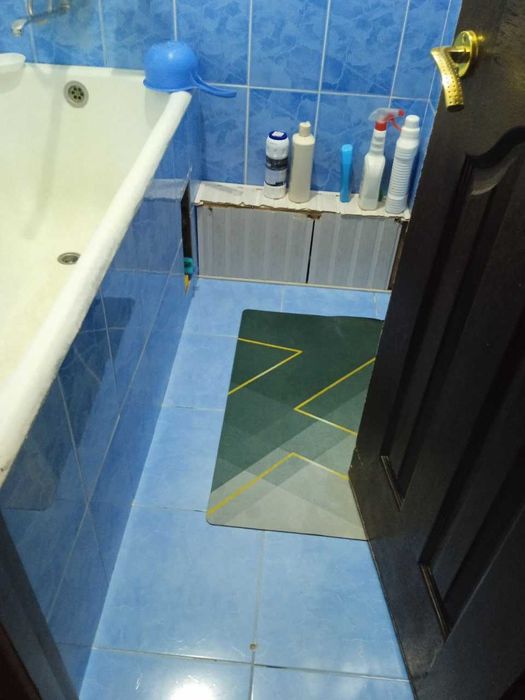 Тансикбой  2хона 1етаж Срочна Сотилади !!!