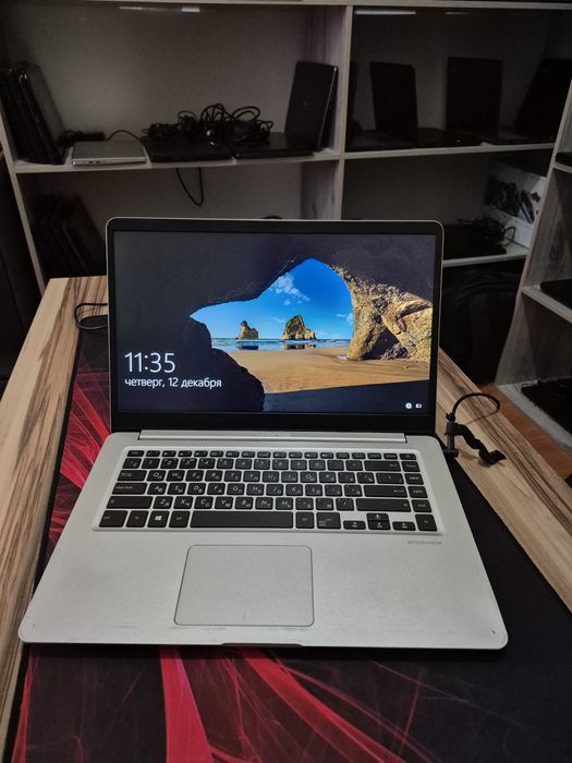 Ультрабук Asus Core i5-8250