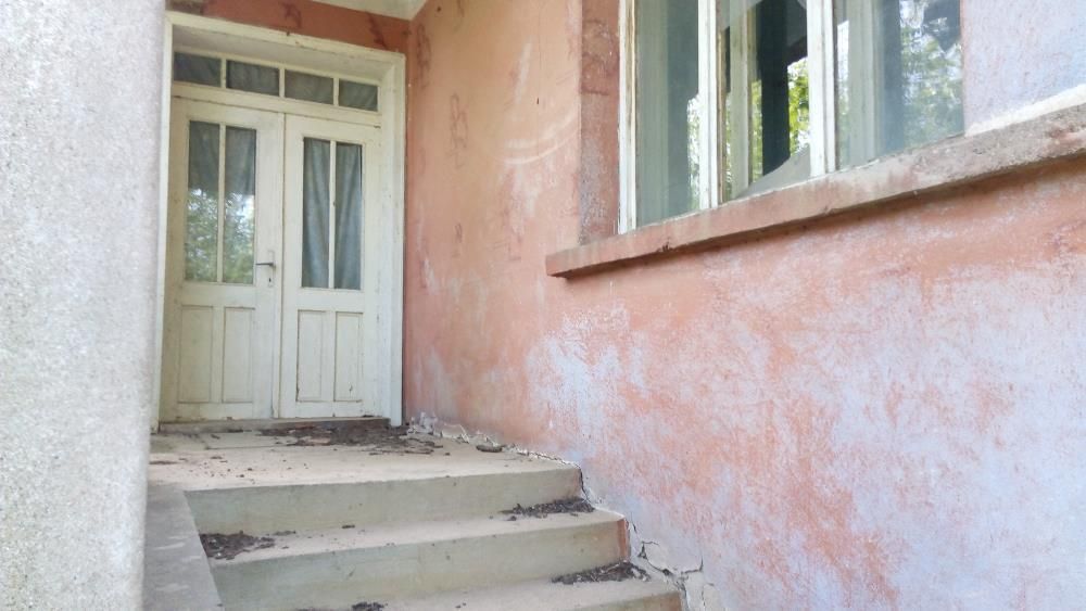 Продава се Къща в с. Крива бара, Област Враца - 100 кв.м за 102 €/кв.м - Снимка #3