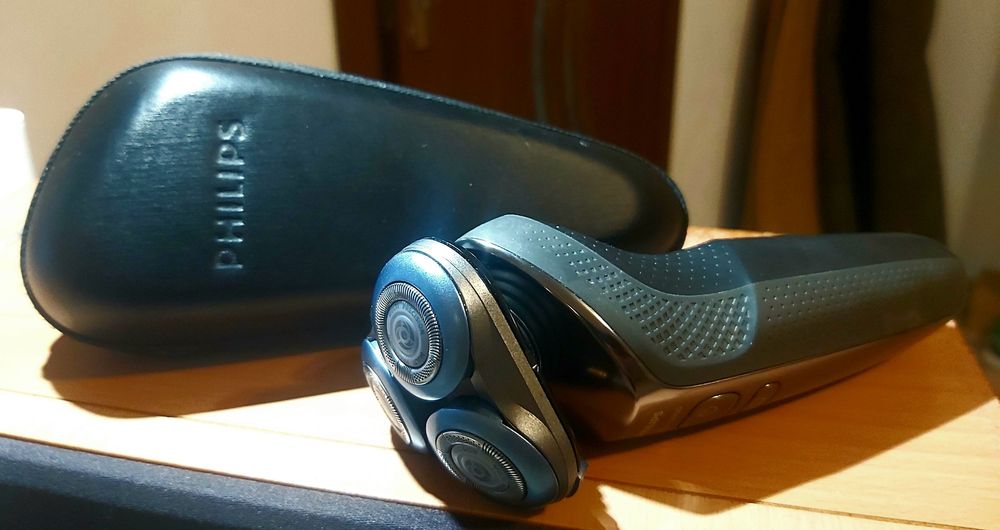 Aparat de ras Philips Seria 6000 (S6640) - Stare Excelentă + Accesorii