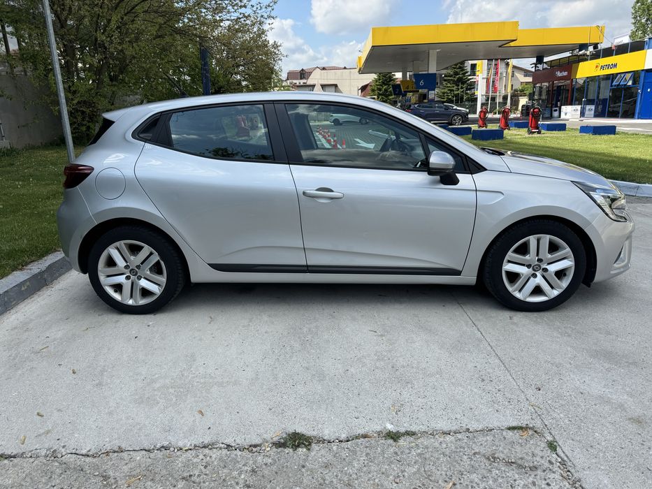 Renault clio an fab 2022 motor 1.0 benzina 100 cp.tva deductibil