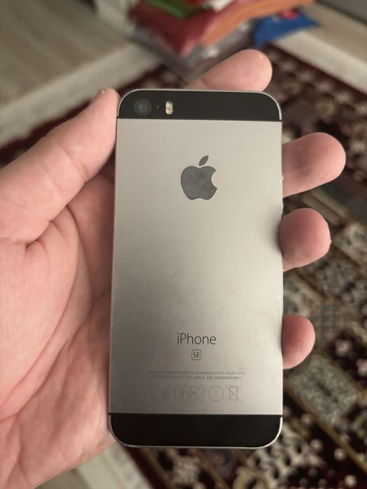 Iphone se 2 штук