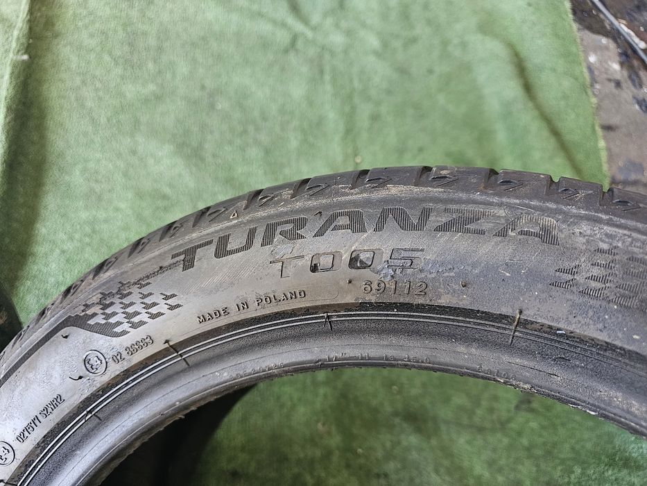 225 45 17 vara bridgestone