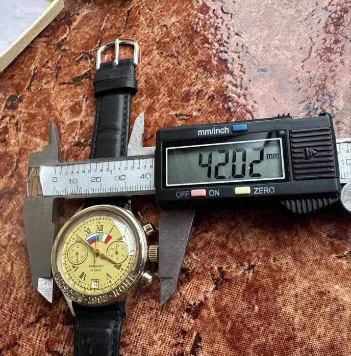 Руски механичен рьчен Часовник хронограф Польот,нов