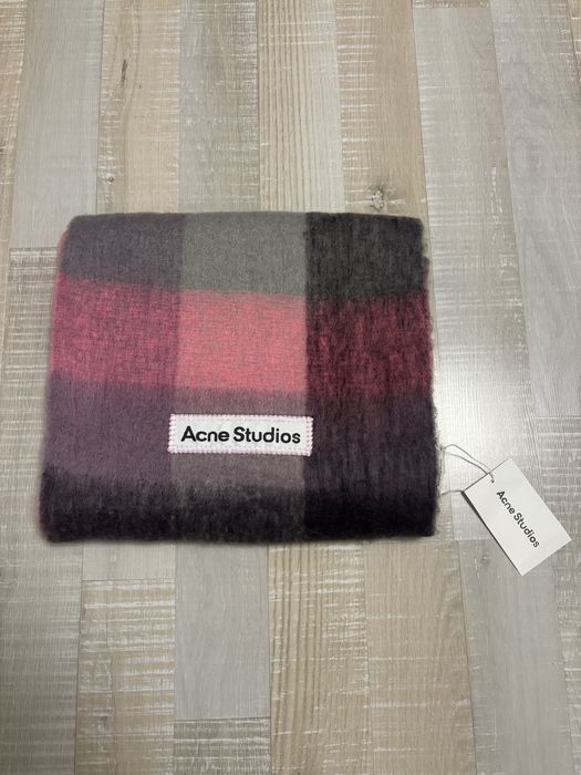 Fular Acne Studios