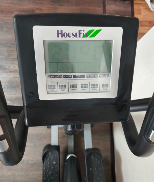 Тренажёр эллипсоид.