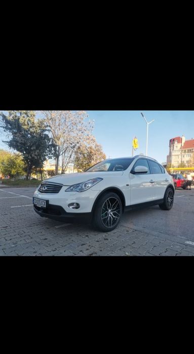 INFINITI EX37/QX50 AWD/360camera/Каско/Дистроник