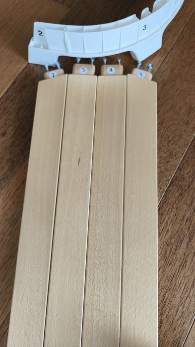 Стол за хранене Stokke Steps + седалка, възглавнички и колан.