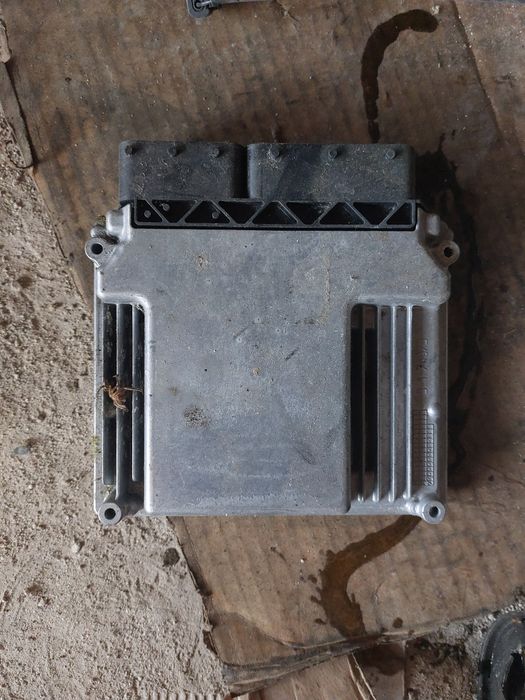 ECU bmw бмв E87 120d n47 177кс 120д н47 компютър dde