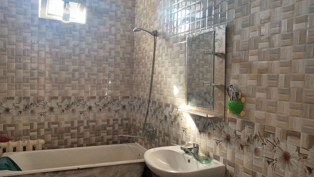 Katedj arenada. Ijara Qarshi