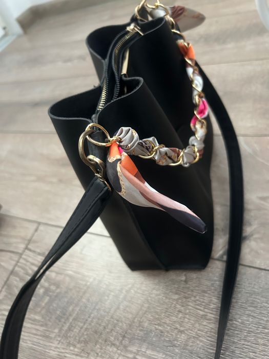 Дамска елегантна чанта с две дръжки