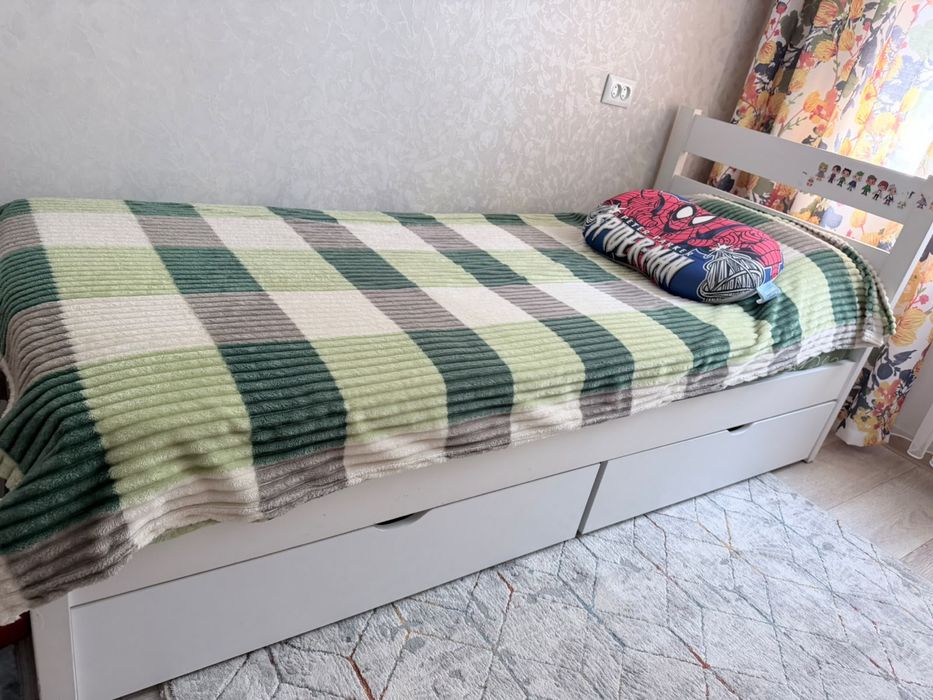 Срочно продам кровати