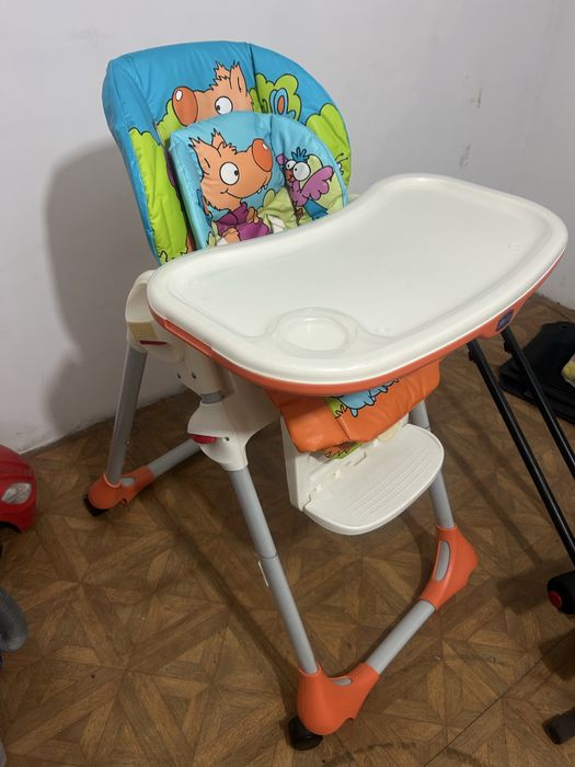 Стульчик для кормления от бренда Chicco