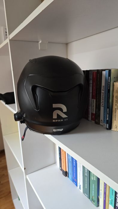 Casca HJC Rpha11 Black  Mărime M + intercom montat.