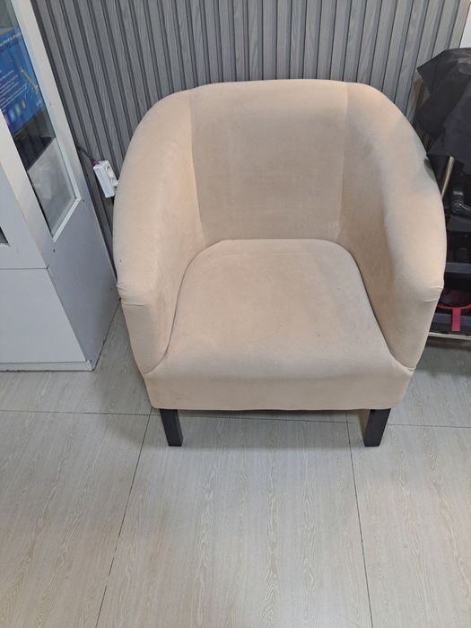 Srochna salon jihozlari arzon narxda sotiladi