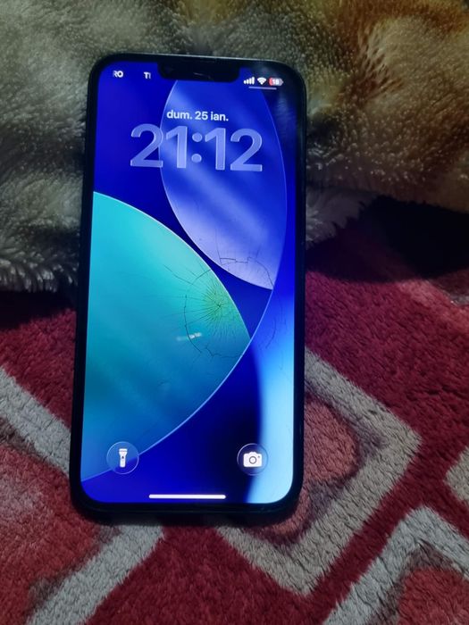 iPhone 13 de 256gb si baterie 89%