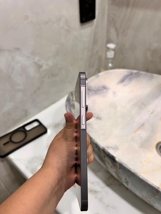 В продаже Самсунг а56