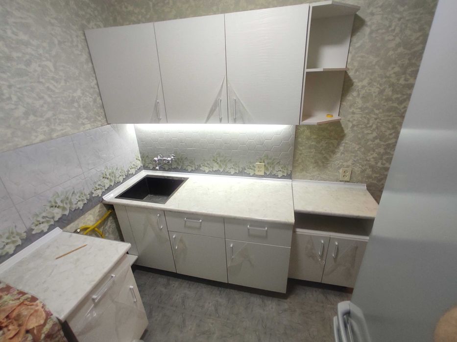 Кухни под заказ — проектирование, изготовление кухонных гарнитуров