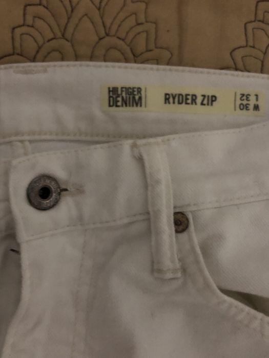 Blugi Tommy Hilfiger albi