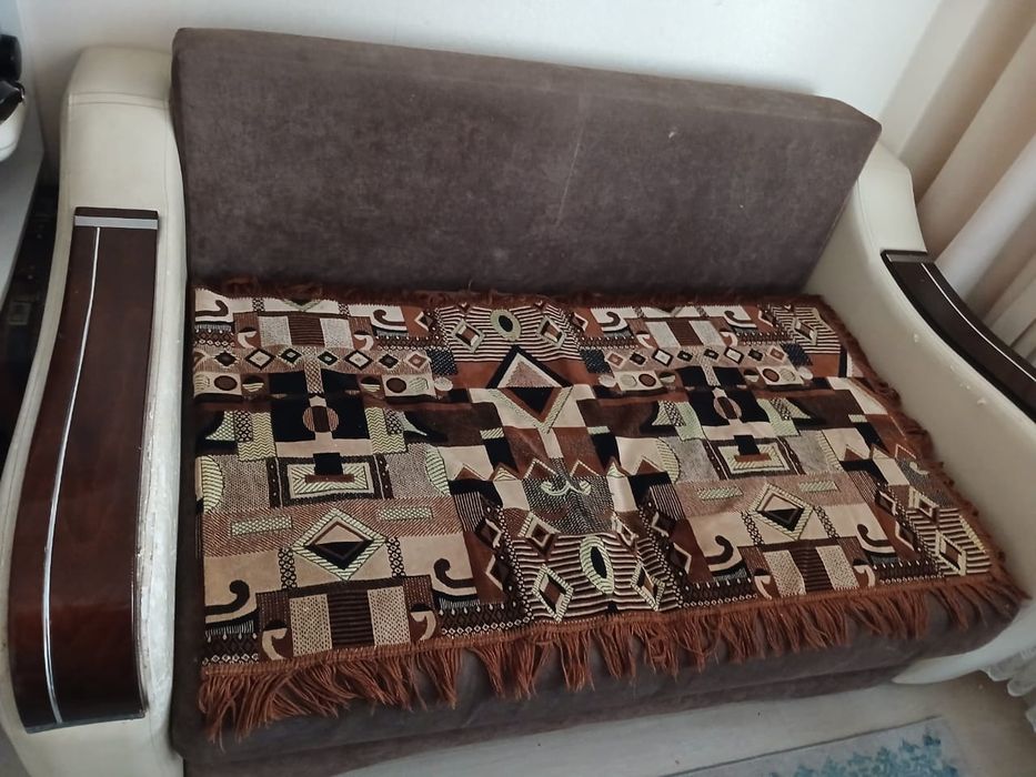 Мягкий уголок диваны