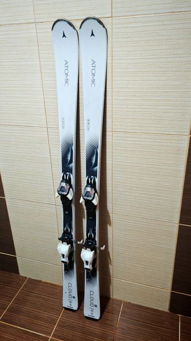Schiuri atomic cloud 155 cm- clapari ski