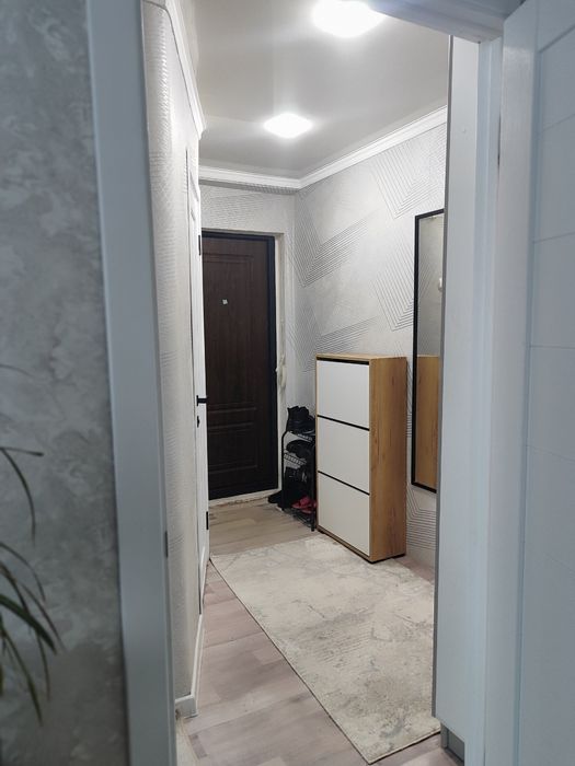 Продам квартиру 2х ком малргоборитка