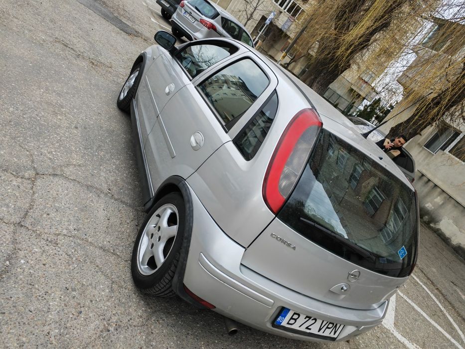 Opel Corsa 1.2 Benzină + GPL - An 2004 impecabilă