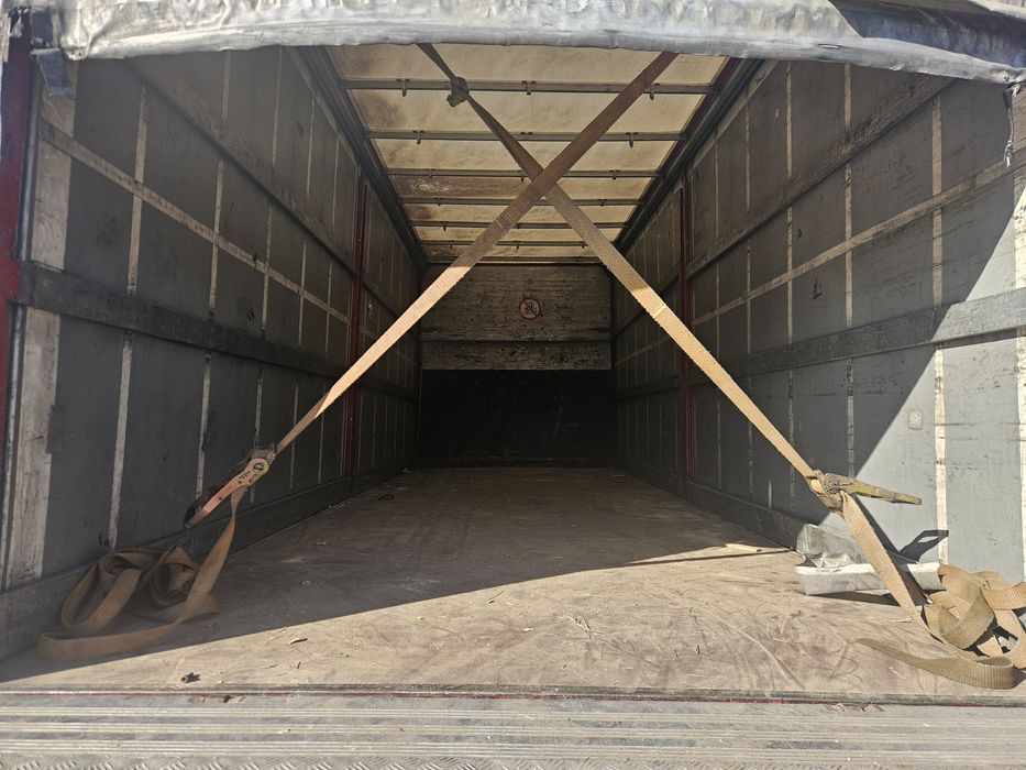 Бордови камион DAF