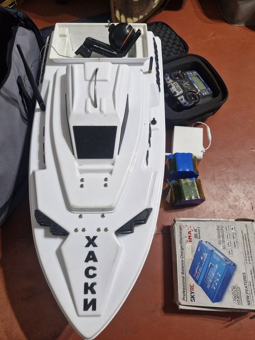 Продам кораблик Хаски 75