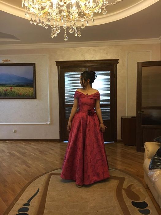 Вечернее платье на выпускной