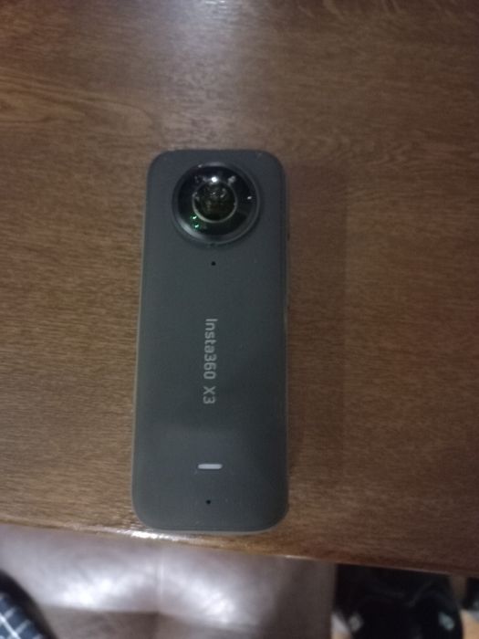 Экшен камера Insta 360x3