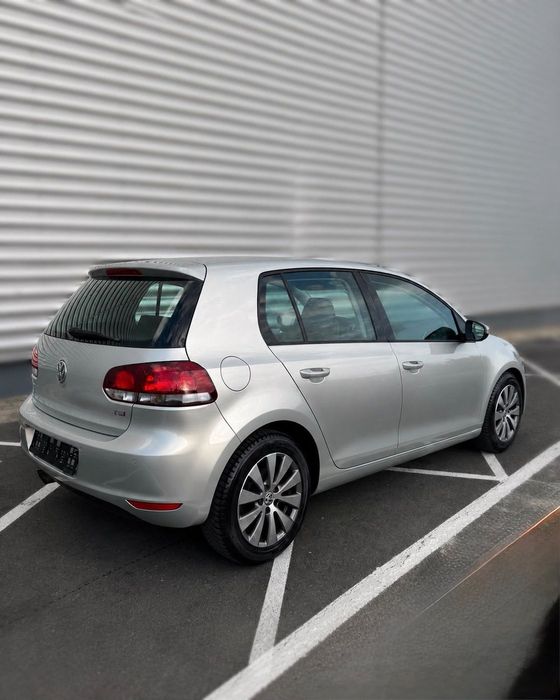 VOLKSWAGEN Golf 2010 — imagine 5